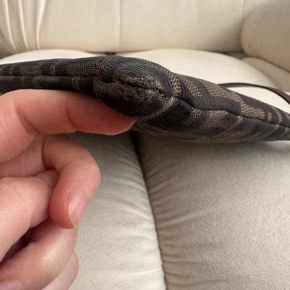 Authentic Fendi Vintage Shoulder Bag - Picture 8 of 8